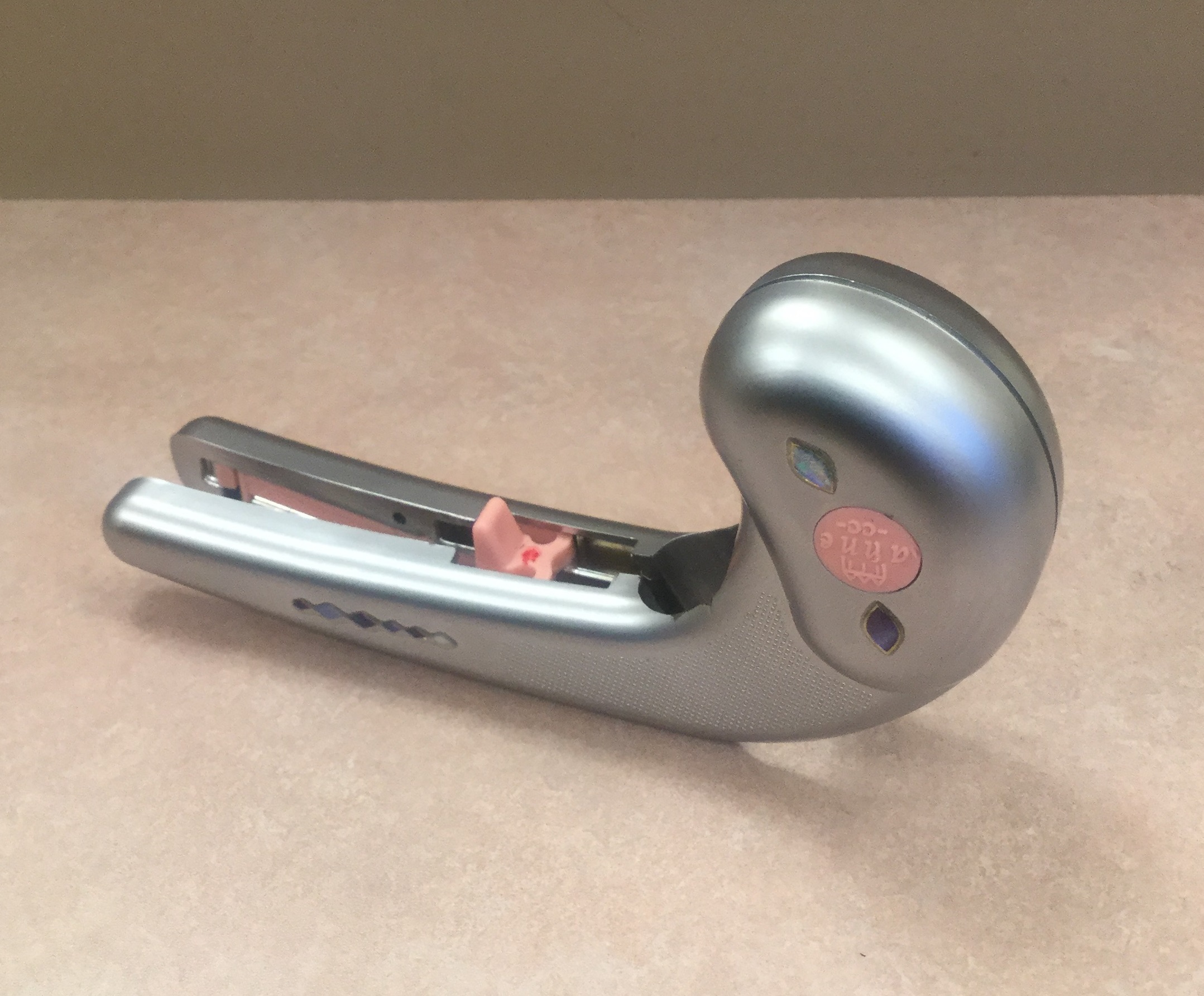 くせ毛専用カッター